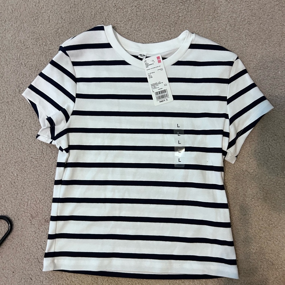 NWT Uniqlo Shirt
